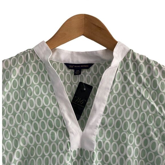 346 Brooks Brothers Women's V Neck Tunic Geometric Pattern Top Green US XS - Picture 4 of 9